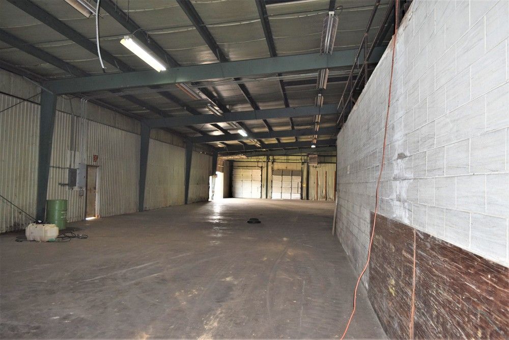 Crystal Lake: 2225 Highway 14 W, Autaugaville, AL 36003